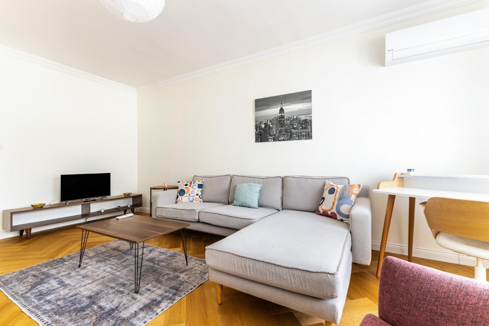 Chic Flat 5 Min To Moda Pier *